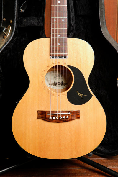 Maton EM6 Mini Maton Spruce/Maple Acoustic-Electric Guitar Pre-Owned