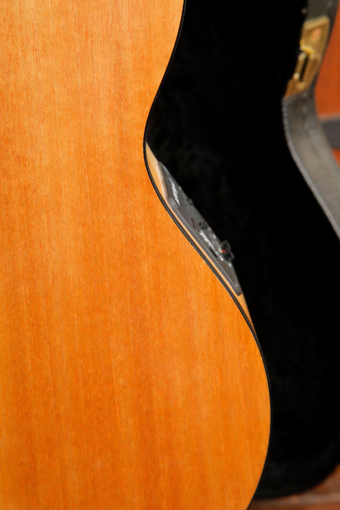Maton EM6 Mini Maton Spruce/Maple Acoustic-Electric Guitar Pre-Owned