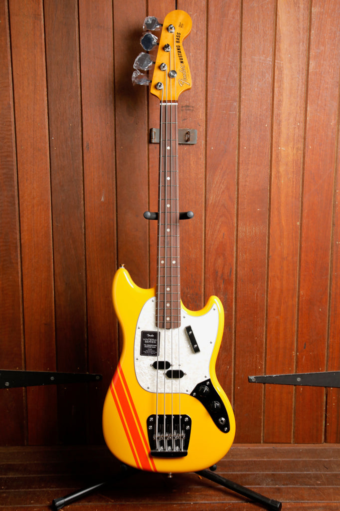 Fender Vintera II '70s Competition Mustang Bass Guitar Competition Orange