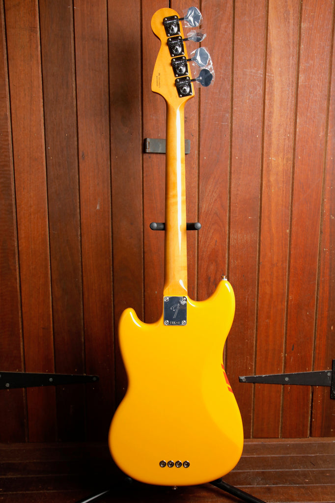 Fender Vintera II '70s Competition Mustang Bass Guitar Competition Orange