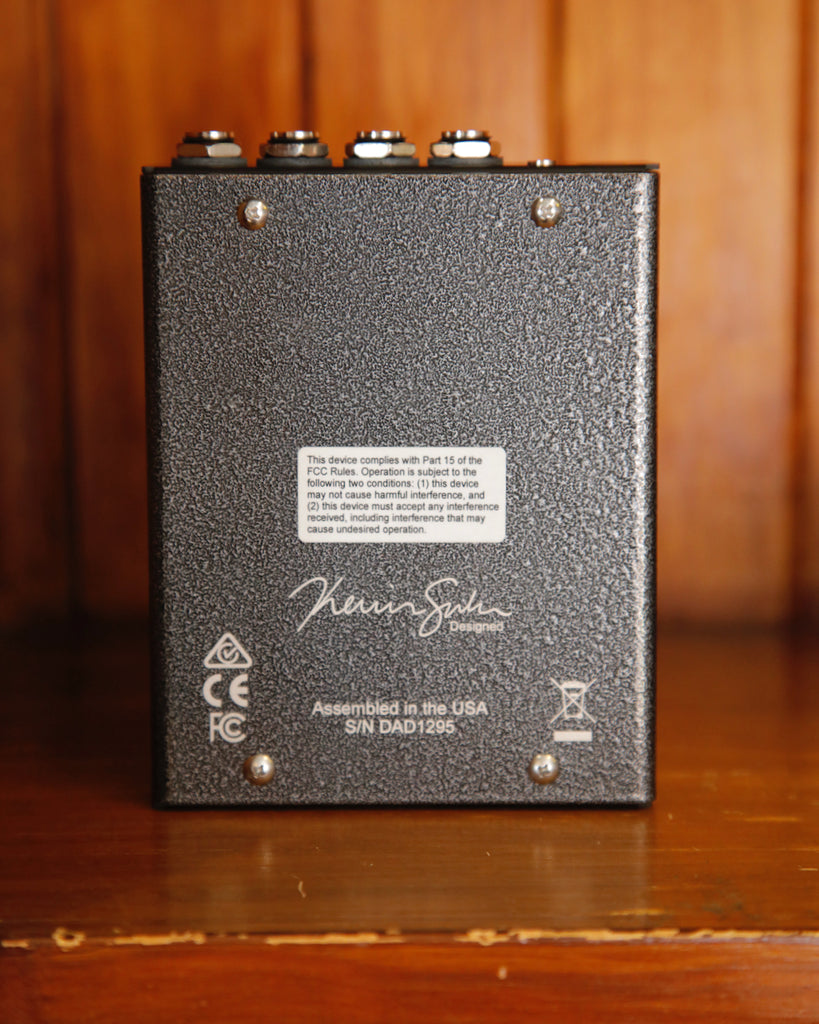 Suhr Dark Discovery Analog Delay Pedal