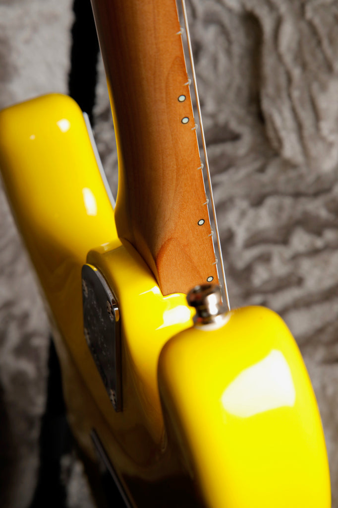 Fender Limited Edition American Ultra II HSS Stratocaster Grafitti Yellow