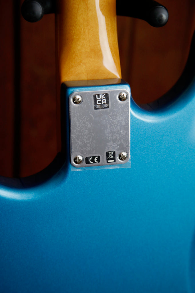 Fender Vintera II '60s Bass VI Lake Placid Blue Bass Guitar