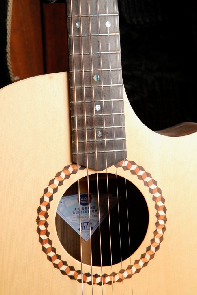 Cole Clark Studio Recording SRAN2EC-SRE Spruce/Rosewood Acoustic-Electric Guitar