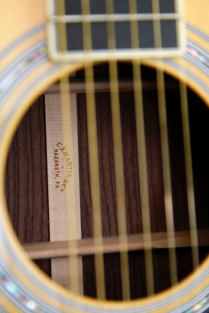 Martin Standard Series J-40 Spruce/Rosewood Acoustic Guitar Pre-Owned