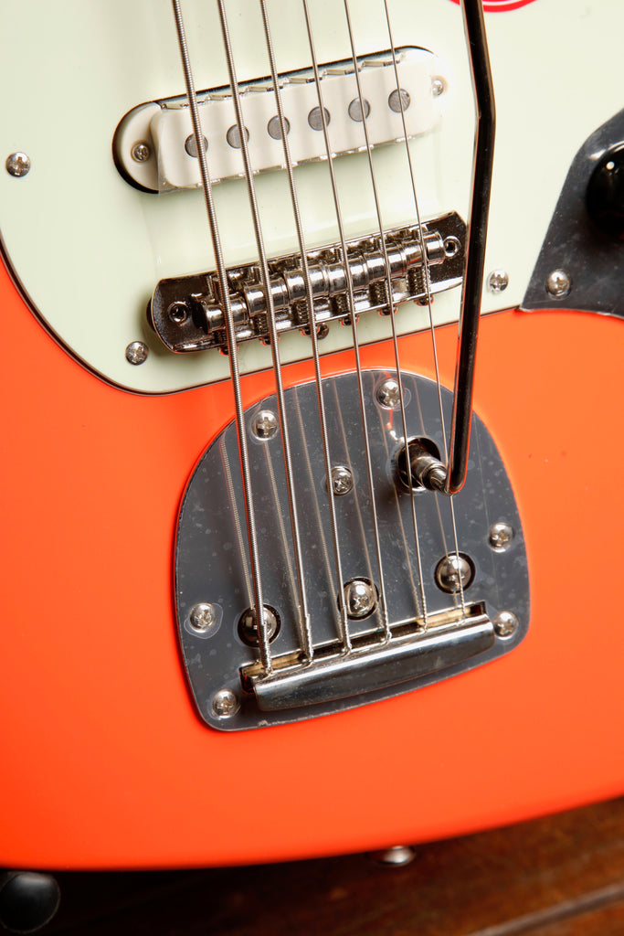 Squier FSR Classic Vibe Bass VI Tahitian Coral Bass Guitar