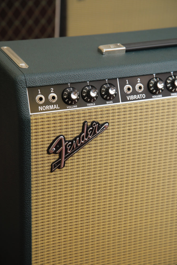 Fender FSR '65 Deluxe Reverb British Racing Green 1x12" Guitar Valve Amplifier Combo