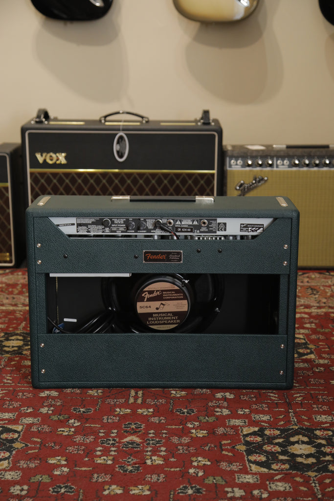 Fender FSR '65 Deluxe Reverb British Racing Green 1x12" Guitar Valve Amplifier Combo