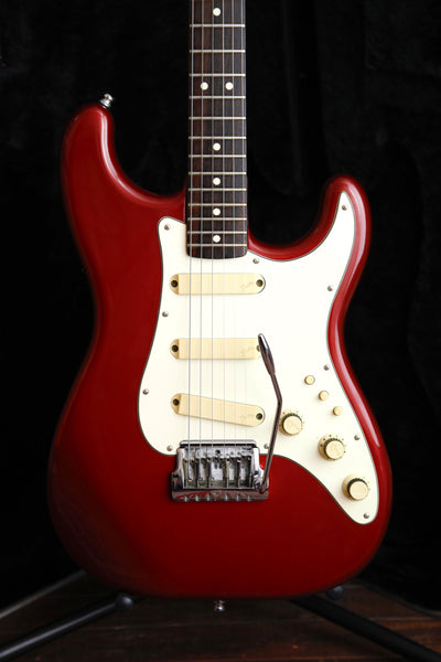 Fender Elite Stratocaster 1983 Candy Apple Red Electric Guitar Vintage Pre-Owned