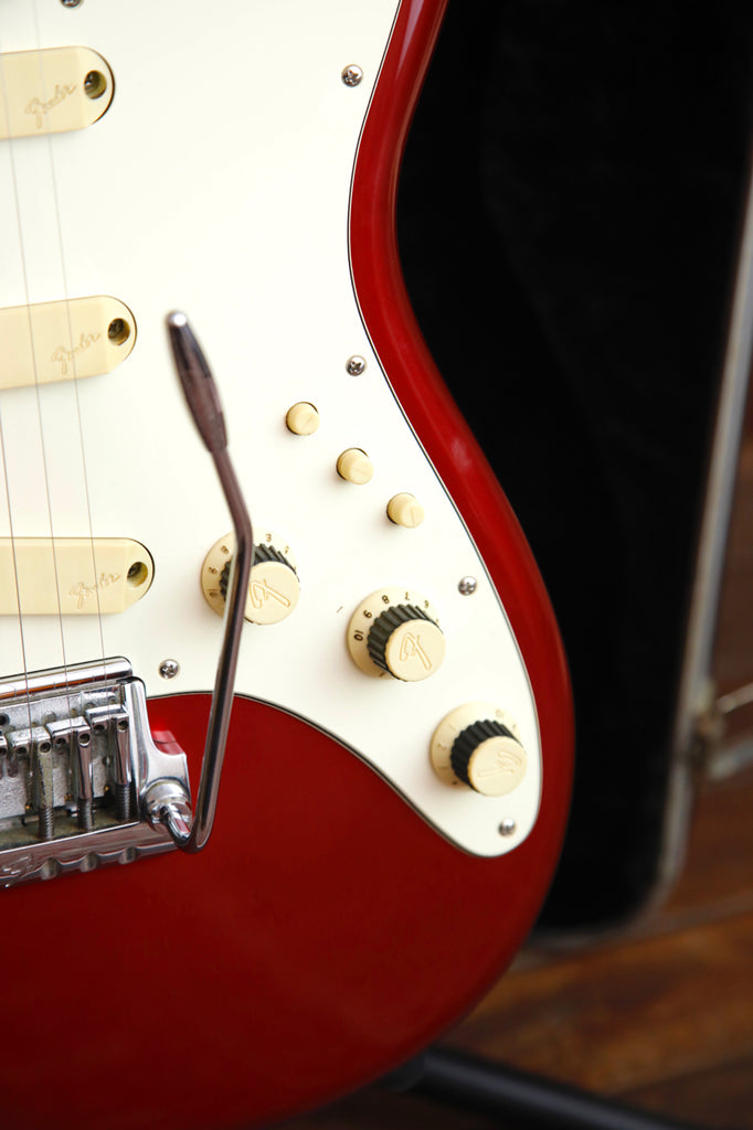 Fender Elite Stratocaster 1983 Candy Apple Red Electric Guitar Vintage Pre-Owned