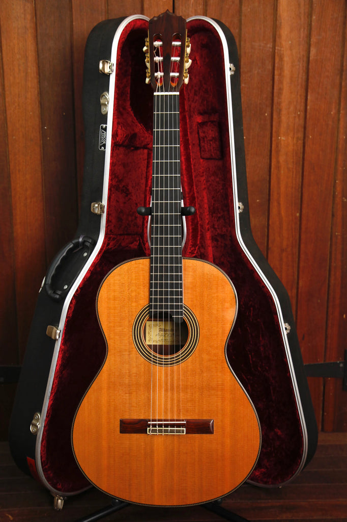 Alhambra Linea Professional Classical Guitar Made in Spain Pre-Owned