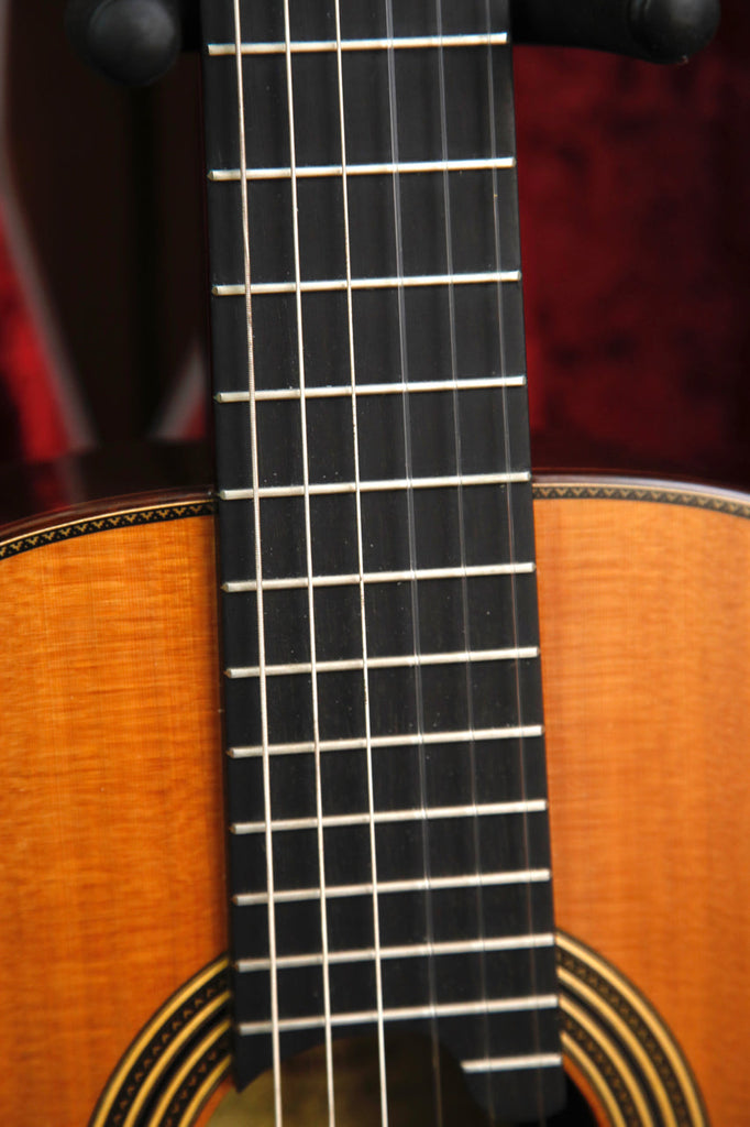 Alhambra Linea Professional Classical Guitar Made in Spain Pre-Owned