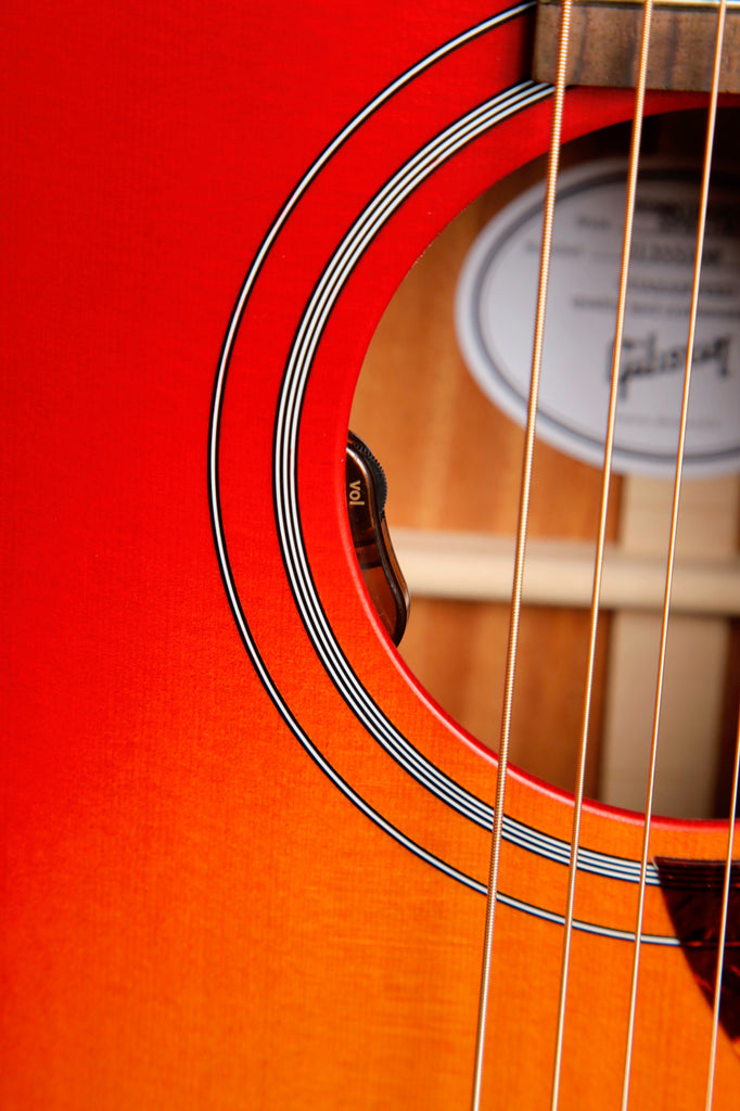 Gibson Hummingbird Special Satin Vintage Cherry Sunburst Acoustic-Electric Guitar
