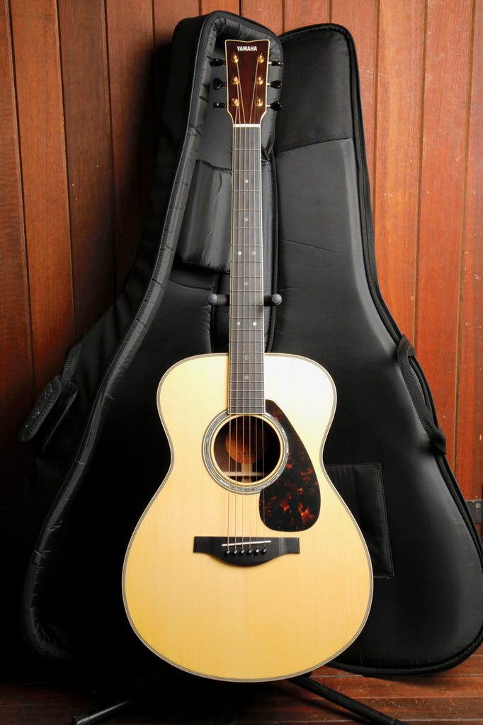Yamaha LS16 ARE Acoustic-Electric Guitar Guitar Pre-Owned