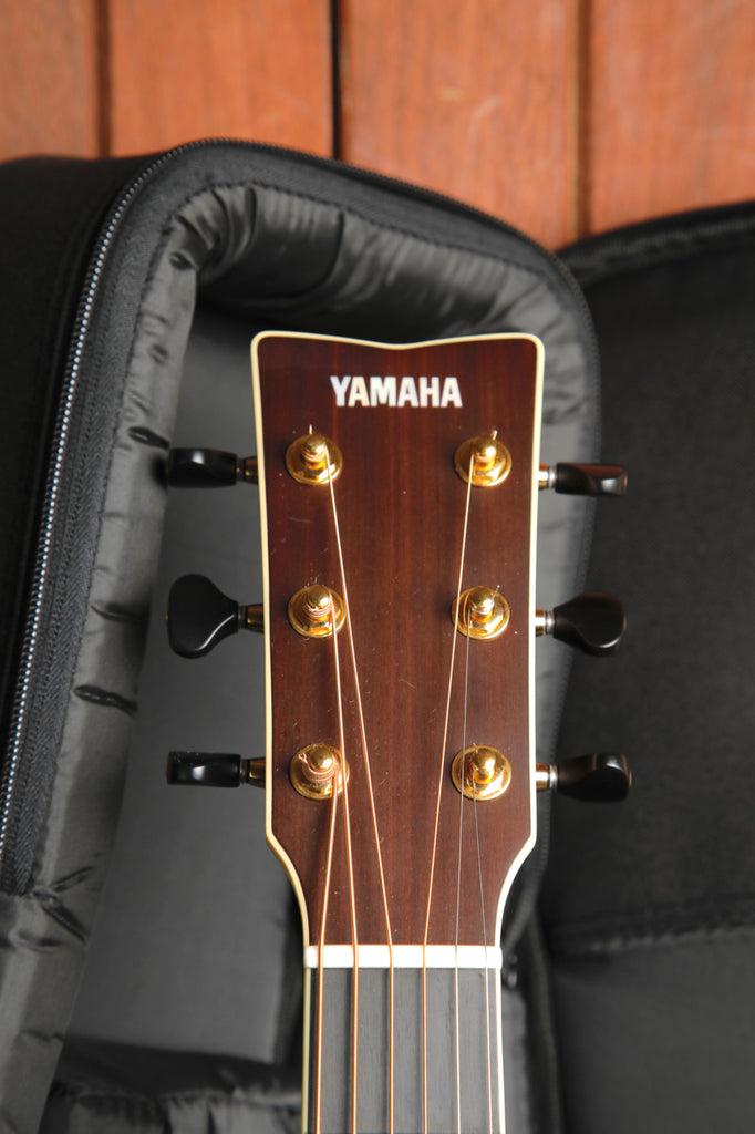 Yamaha LS16 ARE Acoustic-Electric Guitar Guitar Pre-Owned