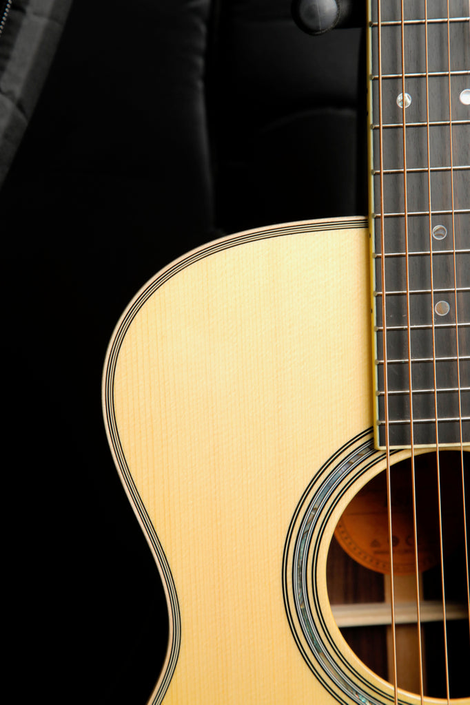 Yamaha LS16 ARE Acoustic-Electric Guitar Guitar Pre-Owned