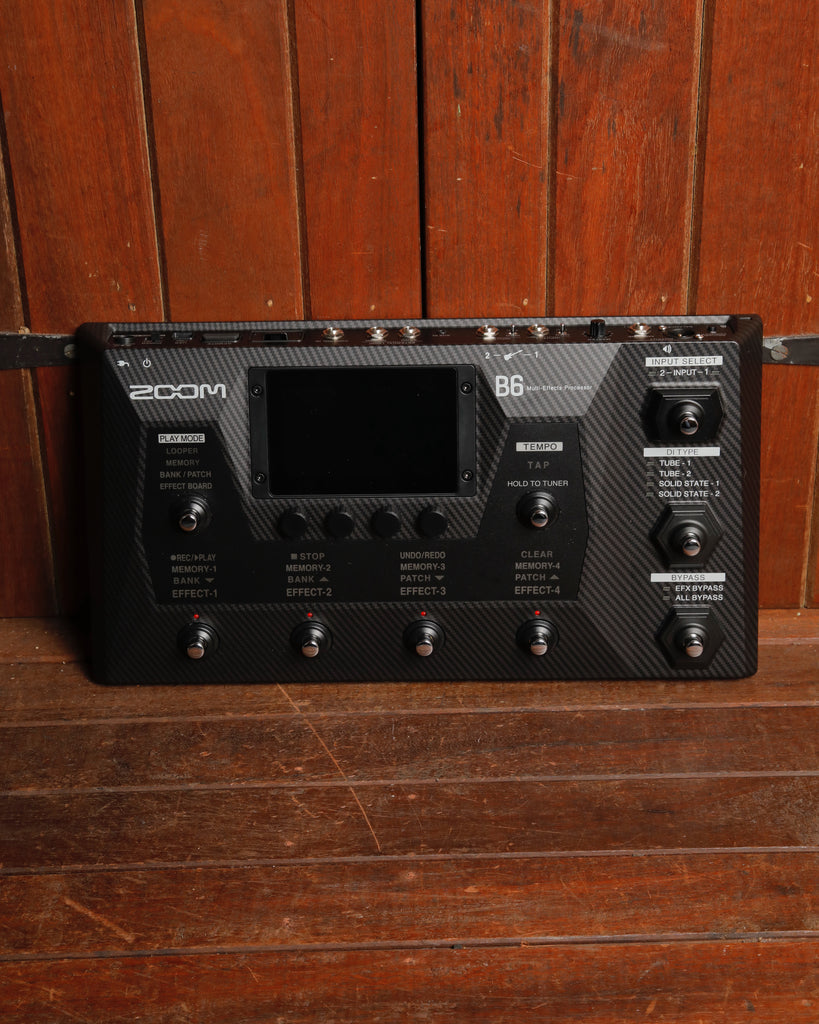 Zoom B-6 Bass Multi-Effects Processor Pedal Pre-Owned