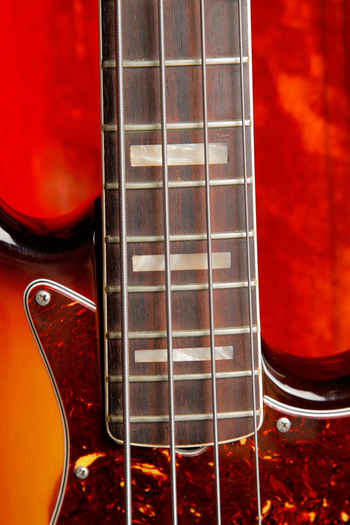 Fender 1966 Jazz Bass Sunburst Vintage Pre-Owned