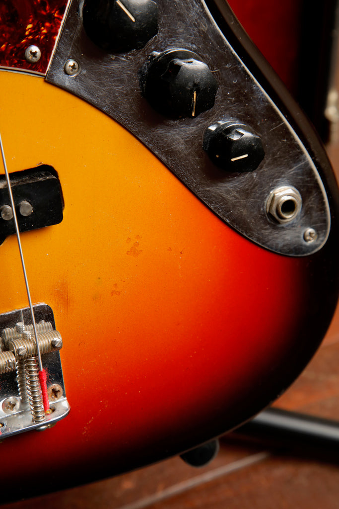 Fender 1966 Jazz Bass Sunburst Vintage Pre-Owned
