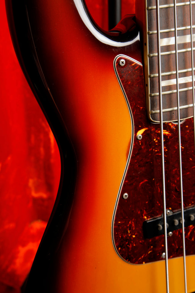 Fender 1966 Jazz Bass Sunburst Vintage Pre-Owned