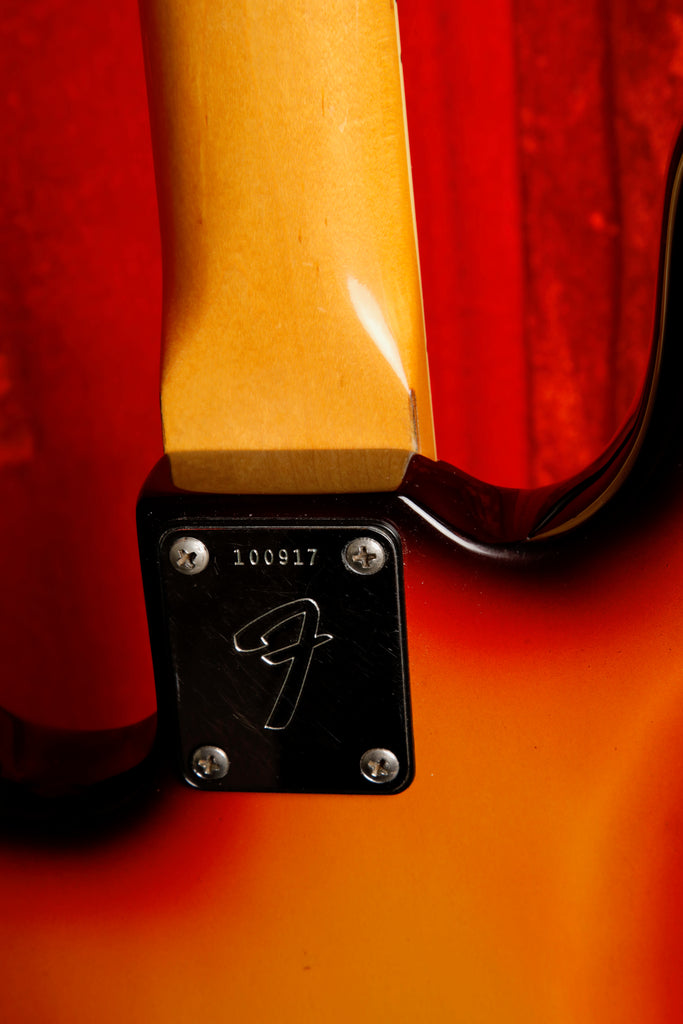 Fender 1966 Jazz Bass Sunburst Vintage Pre-Owned