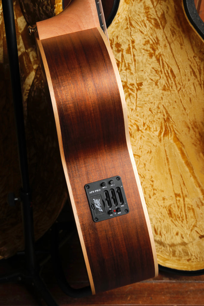 Maton EBG808 Artist Acoustic-Electric Guitar