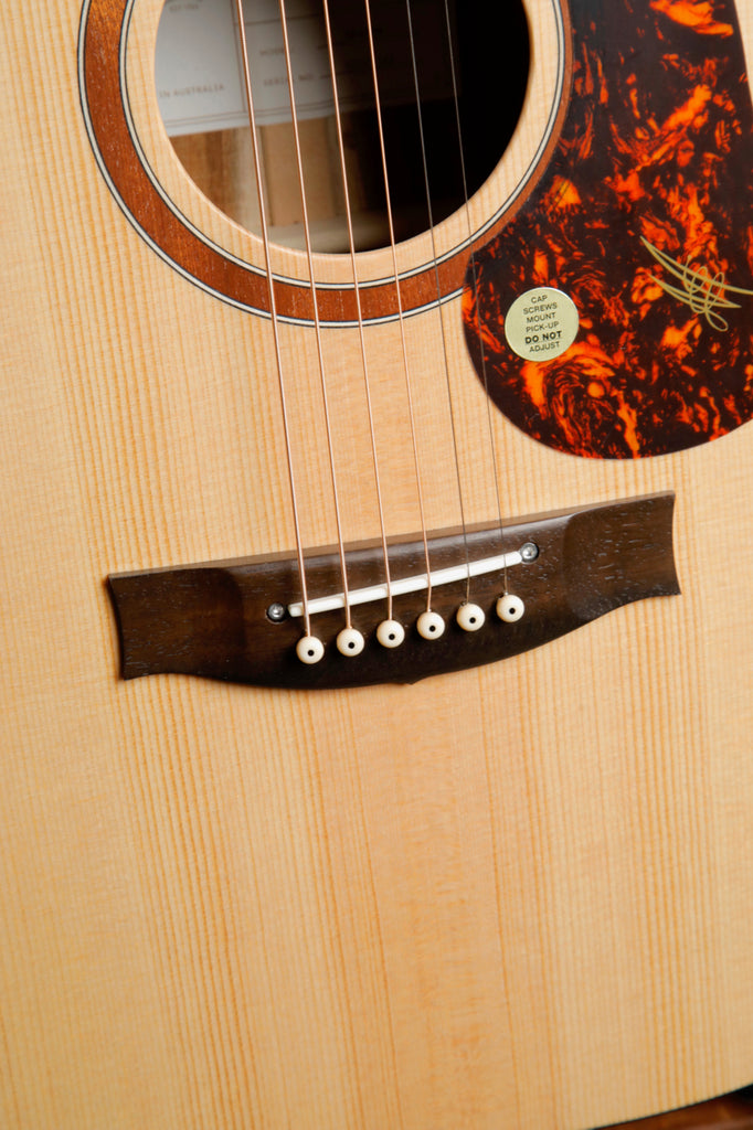 Maton SRS808C Solid Road Series Acoustic-Electric Guitar