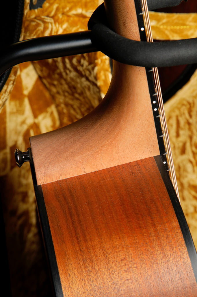 Maton SRS808C Solid Road Series Acoustic-Electric Guitar