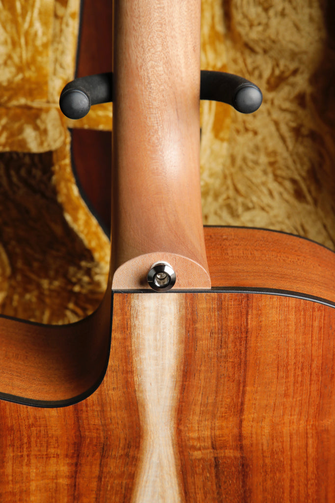 Maton SRS808C Solid Road Series Acoustic-Electric Guitar