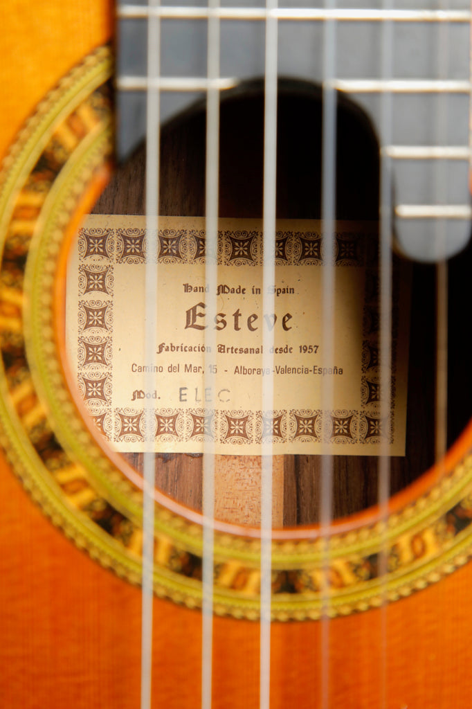 Esteve ELEC Cedar/Rosewood Classical Acoustic-Electric Guitar Pre-Owned