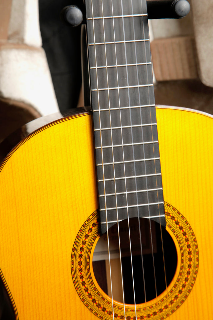 Yamaha GC22S All Solid Classical Nylon-String Acoustic Guitar Pre-Owned