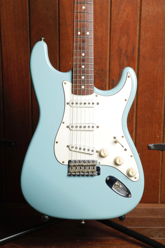 Fender Classic Player '60s Stratocaster Sonic Blue Electric Guitar 2006 Pre-Owned