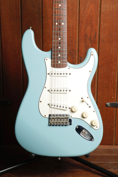 Fender Classic Player '60s Stratocaster Sonic Blue Electric Guitar 2006 Pre-Owned
