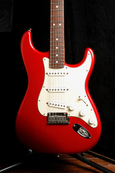 Fender American Stratocaster Candy Apple Red Electric Guitar 2004 Pre-Owned