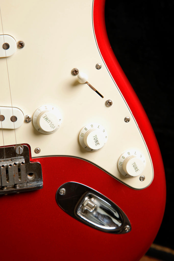 Fender American Stratocaster Candy Apple Red Electric Guitar 2004 Pre-Owned