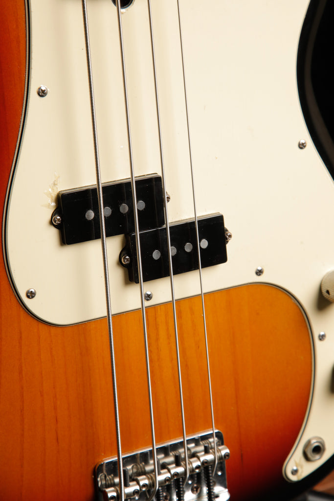 Fender American Precision Bass Sunburst 2004 Pre-Owned