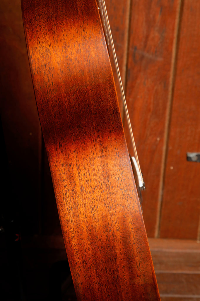 Martin 00-15M All Mahogany Orchestra Model Acoustic Guitar