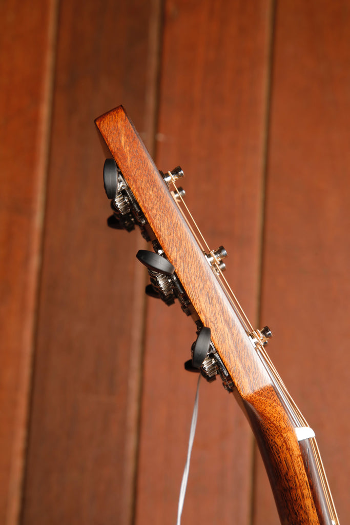 Martin 000-15M All Mahogany Orchestra Model Acoustic Guitar