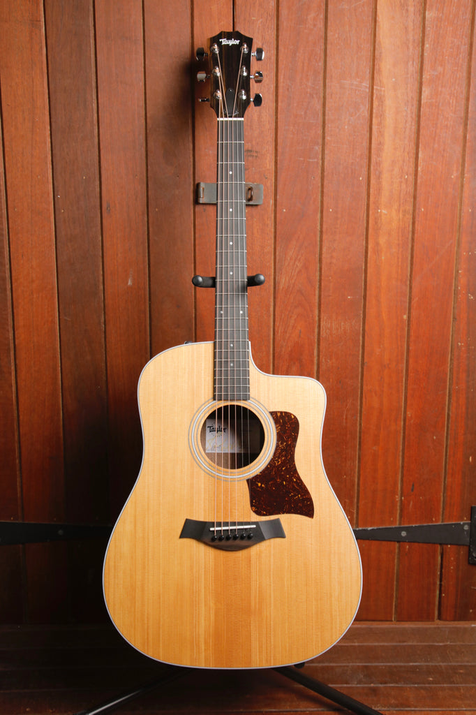 Taylor 210ce Dreadnought Acoustic-Electric Guitar