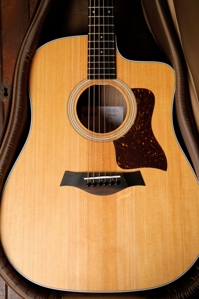 Taylor 210ce Dreadnought Acoustic-Electric Guitar
