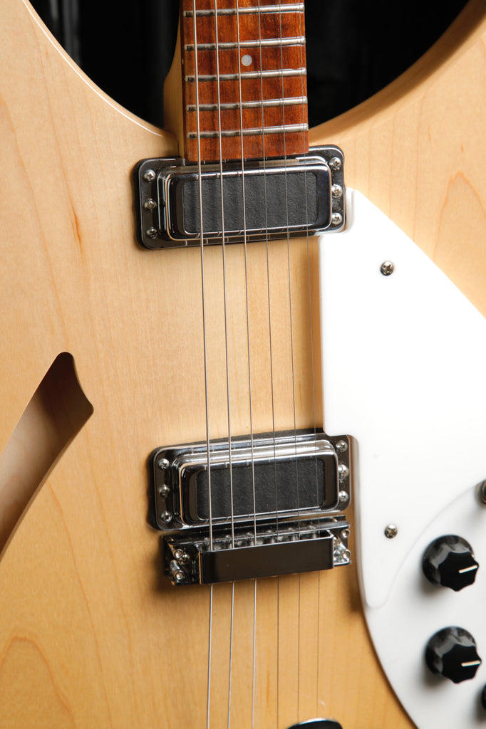 Rickenbacker 330 Mapleglo Semi-Hollow Electric Guitar 2024 Pre-Owned