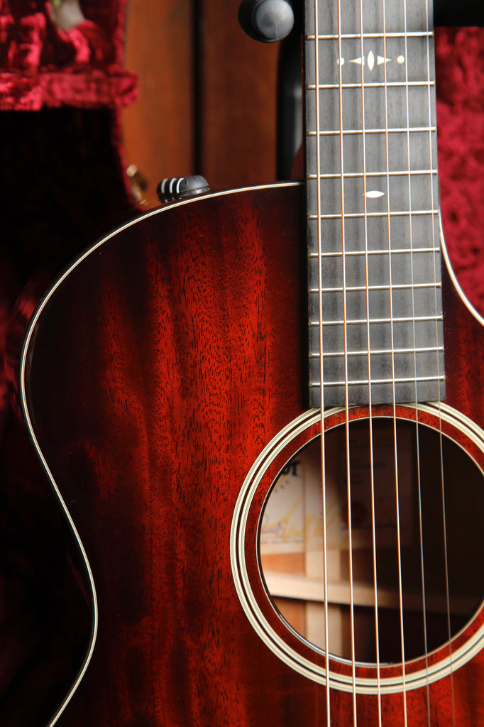 Taylor 524ce Grand Auditorium Acoustic-Electric Guitar 2019 Pre-Owned