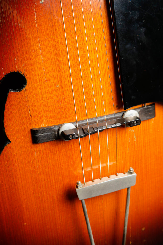Levin Model No 335 Archtop Hollowbody Electric Guitar 1960s Made in Sweden Pre-Owned