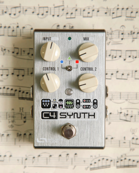 Source C4 Synth Pedal Pre-Owned