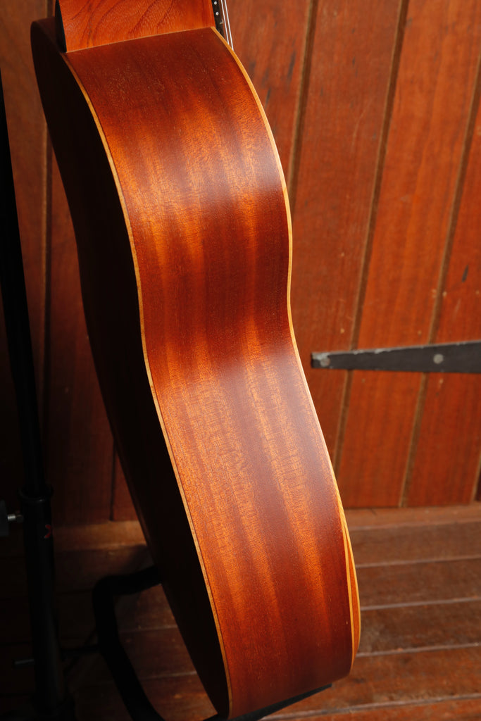 Taylor Academy 12-N Solid Top Nylon String Classical Guitar Pre-Owned