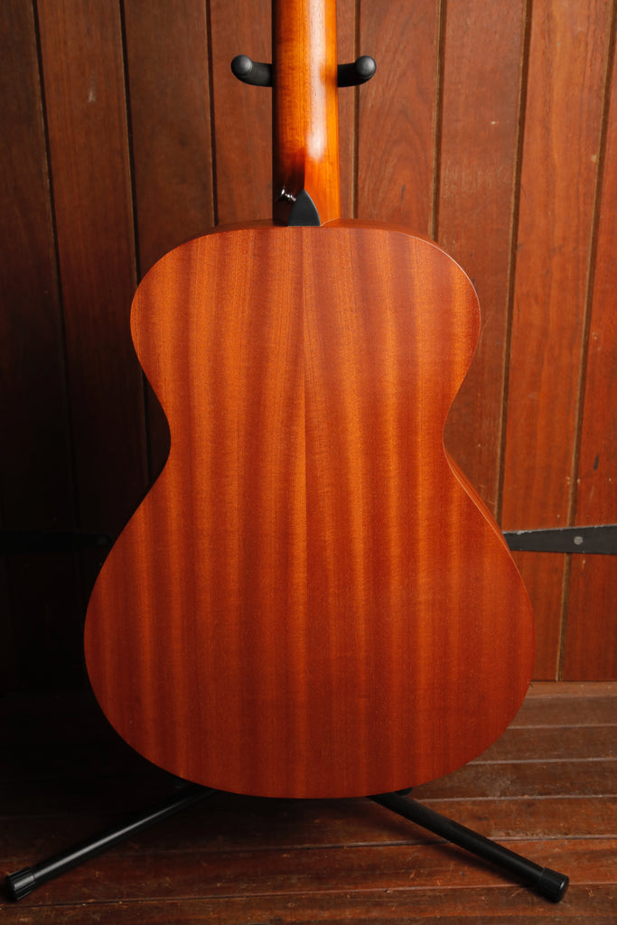 Taylor Academy 12-N Solid Top Nylon String Classical Guitar Pre-Owned