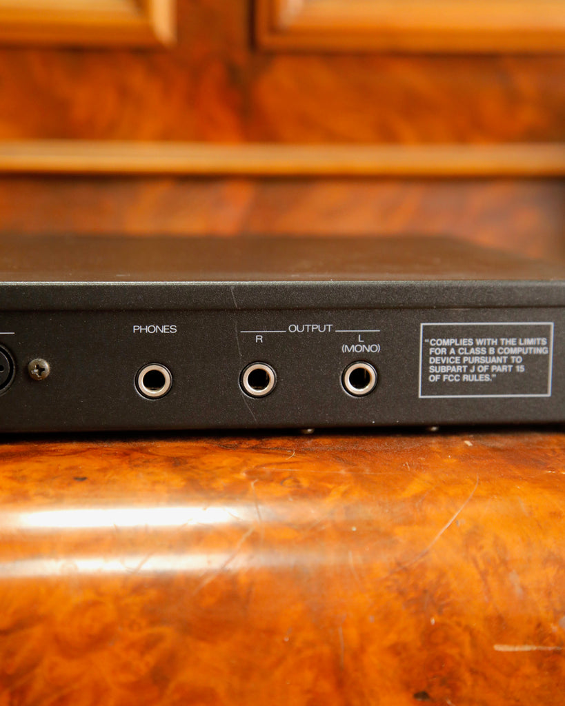 Roland MT-32 Multi-Timbral Synth Module Vintage Pre-Owned