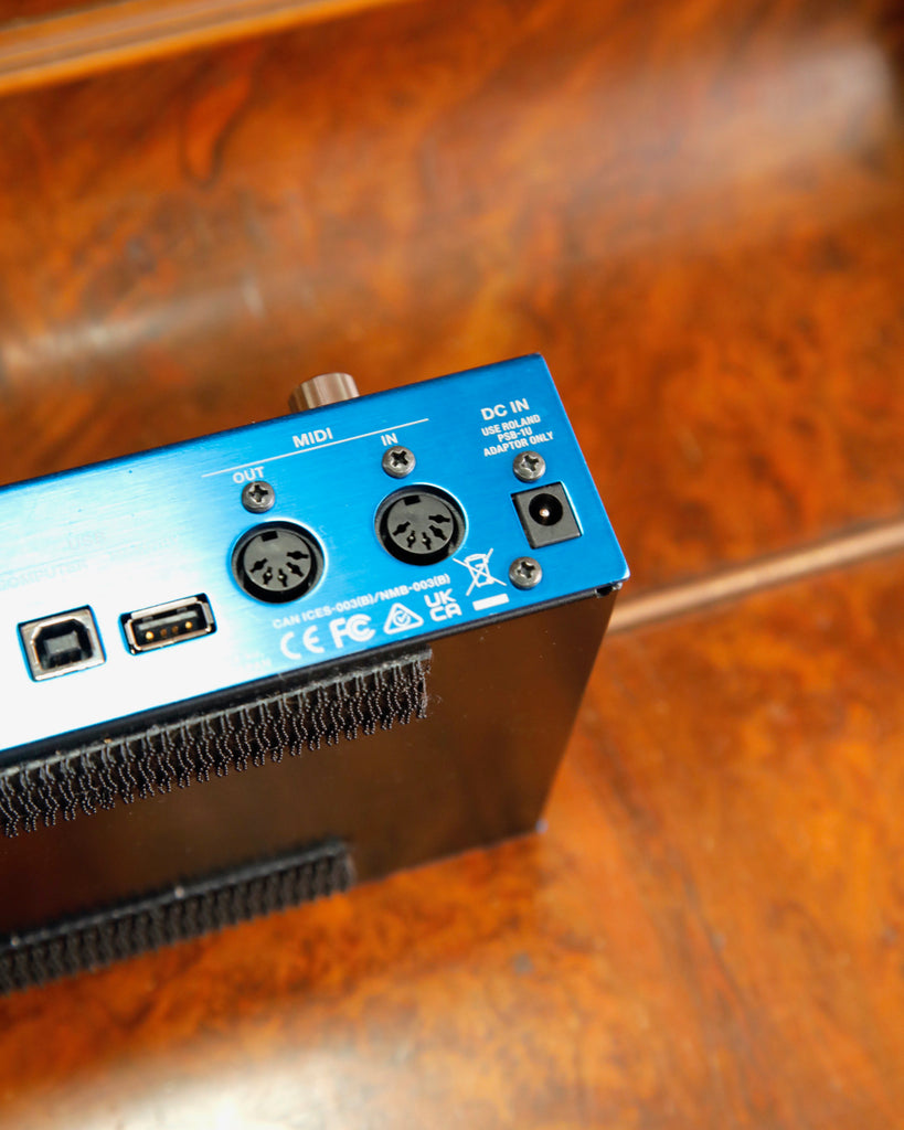 Boss GM-800 Guitar Synthesizer Pedal & GK-5 Pickup Pre-Owned