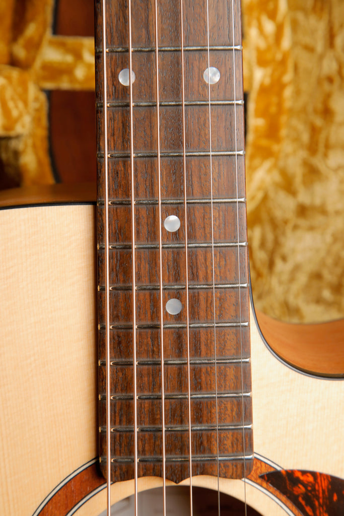 Maton SRS808C Solid Road Series Acoustic-Electric Guitar B-Stock