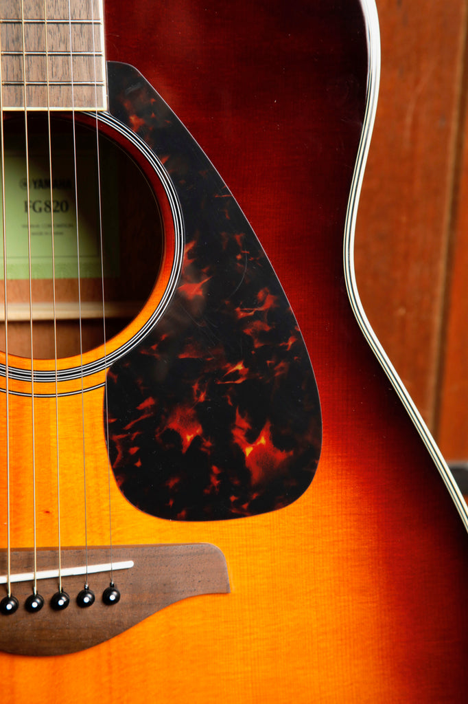 Yamaha FG820 Dreadnought Gloss Brown Sunburst Acoustic Guitar